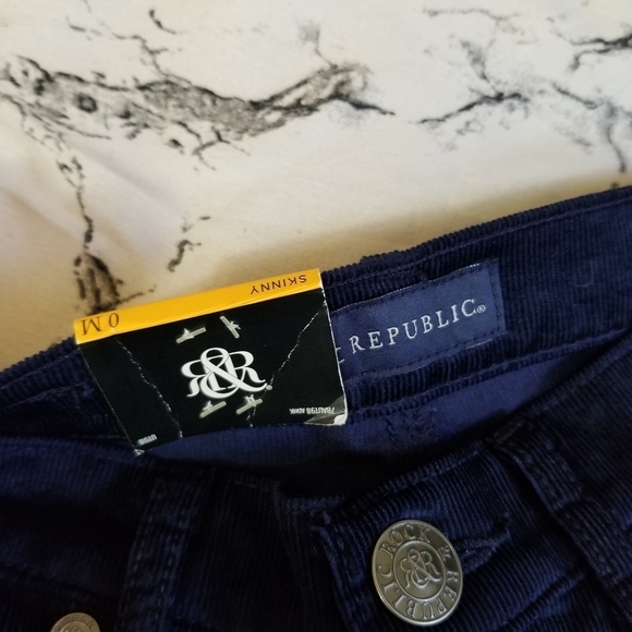 Rock & Republic Blue Corduroy Skinny Pant - Picture 4 of 4